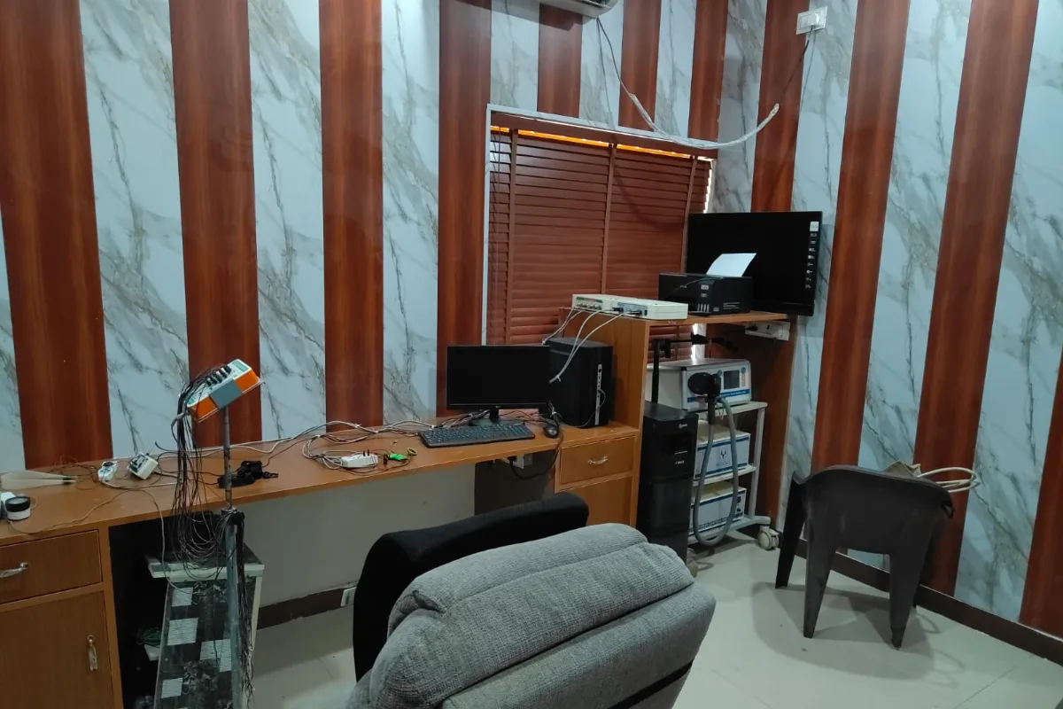 The investigation room, set up for EEG and sleep studies